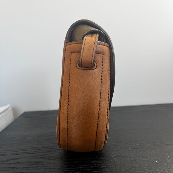 Tory Burch Saddle Crossbody Bag - Picture 5 of 10